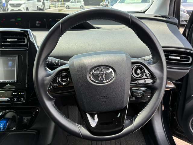 トヨタ プリウス １．８ Ｓ R3年 (東海) 99