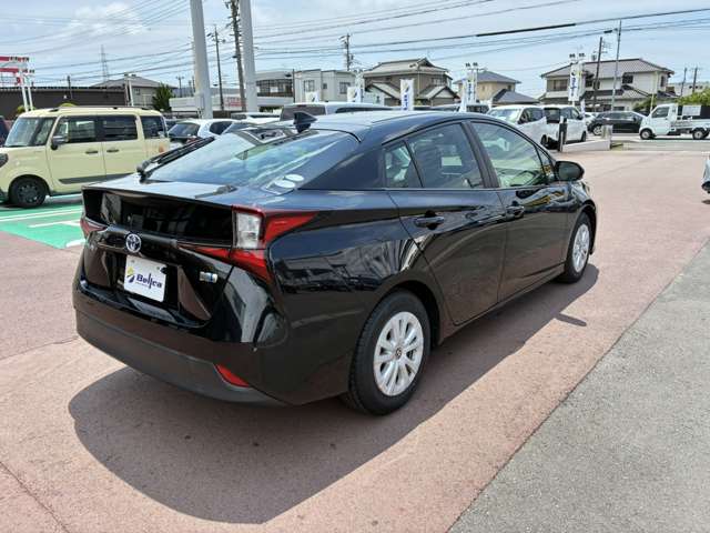 トヨタ プリウス １．８ Ｓ R3年 (東海) 99