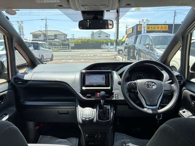トヨタ ノア ２．０ Ｘ R2年 (東海) 99