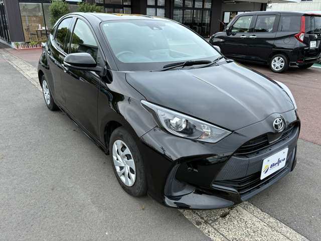 トヨタ ヤリス １．０ Ｘ R3年 (東海) 99