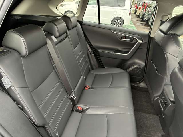 トヨタ ＲＡＶ４ ２．０ Ｇ ４ＷＤ R3年 (東海) 99