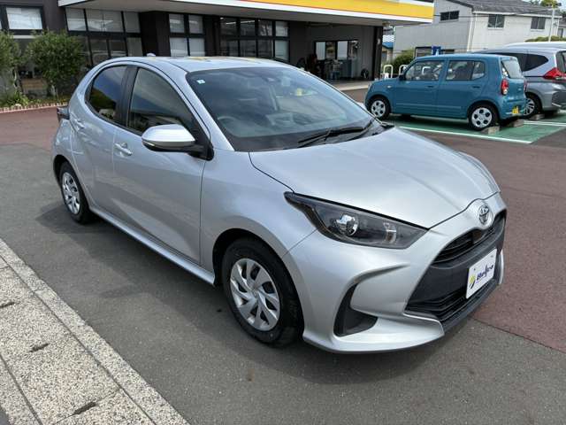 トヨタ ヤリス １．０ Ｘ R3年 (東海) 99