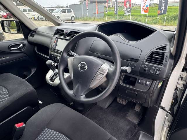 日産 セレナ ２．０ ２０Ｘ Ｓ－ＨＹＢＲＩＤ H25年 (近畿) 99
