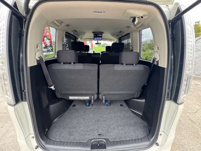 日産 セレナ ２．０ ２０Ｘ Ｓ－ＨＹＢＲＩＤ H25年 (近畿) 99