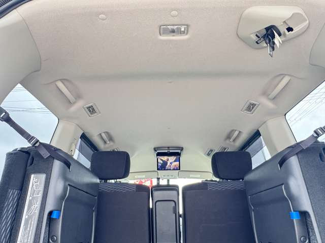 日産 セレナ ２．０ ２０Ｘ Ｓ－ＨＹＢＲＩＤ H25年 (近畿) 99