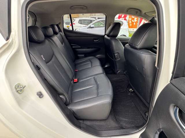 日産 リーフ ３０ＫＷＨ Ｘ H28年 (近畿) 99