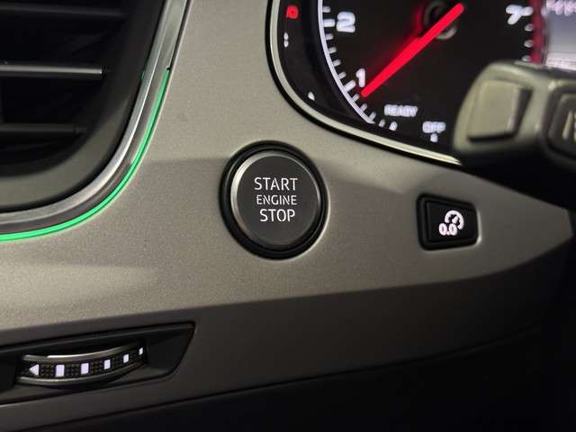アウディ Ｑ７ ２．０ ＴＦＳＩ クワトロ ４ＷＤ H28年 (関東) 99