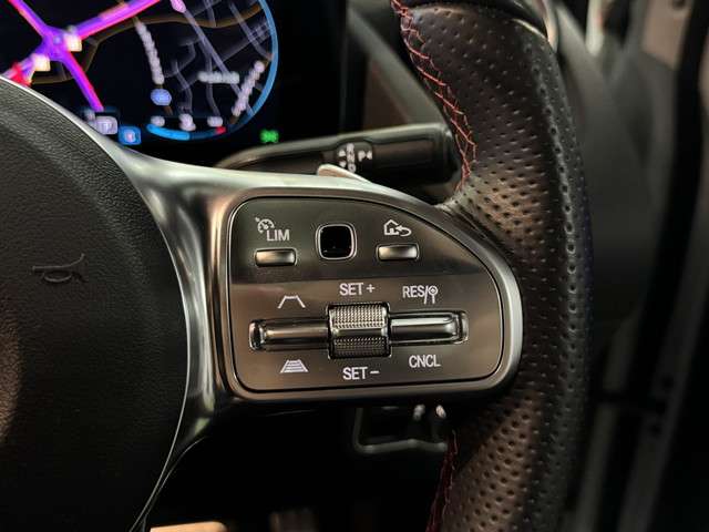 メルセデスベンツ ＧＬＡクラス ＧＬＡ２００ Ｄ ４マチック ＡＭＧライン ディーゼルターボ ４ＷＤ R2年 (関東) 99