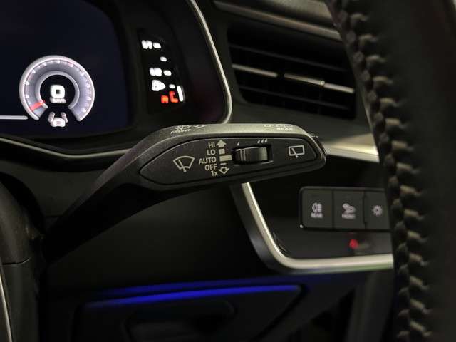 アウディ Ａ６　アバント ５５ ＴＦＳＩ クワトロ Ｓライン ４ＷＤ R2年 (関東) 99