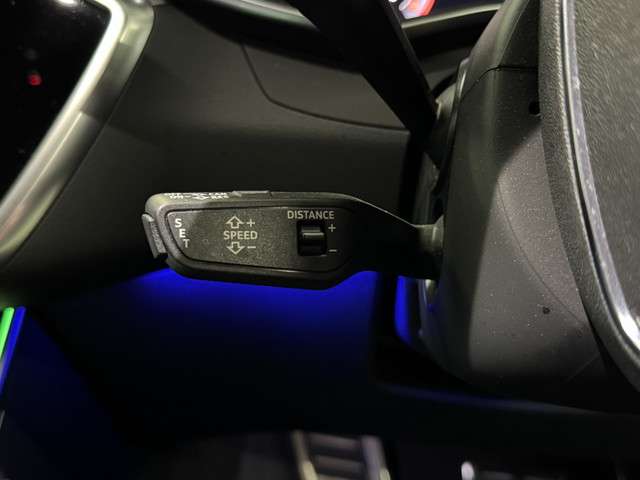 アウディ Ａ６　アバント ５５ ＴＦＳＩ クワトロ Ｓライン ４ＷＤ R2年 (関東) 99