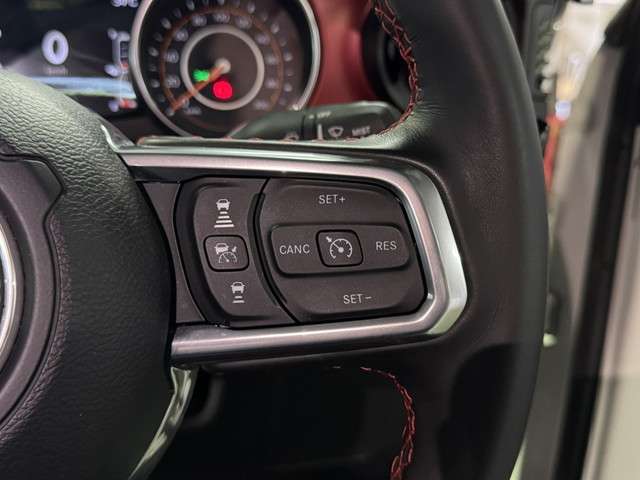 ジープ グラディエーター ３．６ ルビコン ４ＷＤ R5年 (関東) 99
