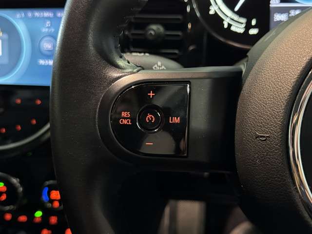 ミニ ミニ クーパー ３ドア ＤＣＴ R4年 (関東) 99