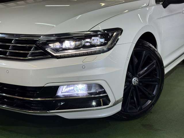 フォルクスワーゲン パサートヴァリアント ２．０ＴＳＩ　Ｒライン H28年 (関東) 99