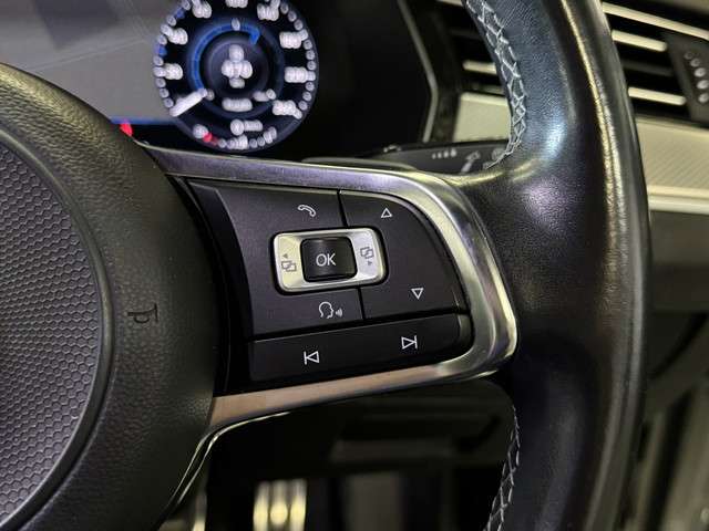 フォルクスワーゲン パサートヴァリアント ２．０ＴＳＩ　Ｒライン H28年 (関東) 99