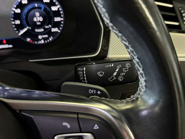 フォルクスワーゲン パサートヴァリアント ２．０ＴＳＩ　Ｒライン H28年 (関東) 99