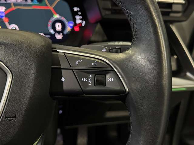 アウディ Ａ３　スポーツバック ３０ ＴＦＳＩ アドバンスト R4年 (関東) 99