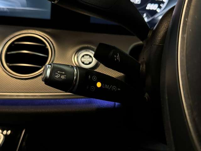 メルセデスベンツ Ｅクラス Ｅ２００ ４マチック アバンギャルド ４ＷＤ H29年 (関東) 99