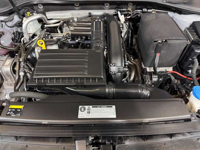 フォルクスワーゲン ゴルフ ＴＳＩ　ハイライン H29年 (関東) 99
