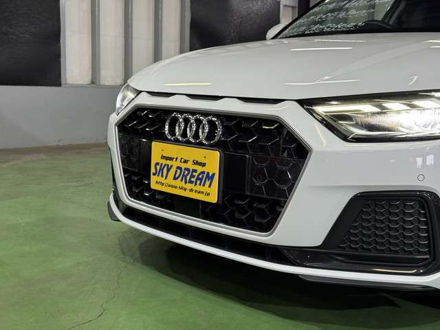 アウディ Ａ１　スポーツバック ３５ ＴＦＳＩ アドバンスト R2年 (関東) 99