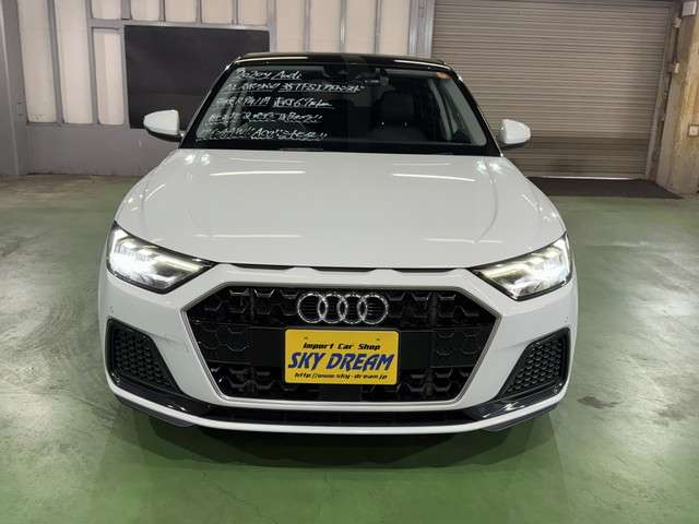 アウディ Ａ１　スポーツバック ３５ ＴＦＳＩ アドバンスト R2年 (関東) 99