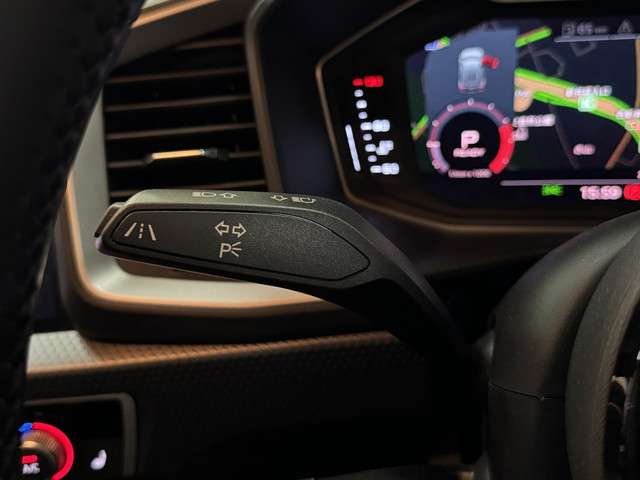 アウディ Ａ１　スポーツバック ３５ ＴＦＳＩ アドバンスト R2年 (関東) 99