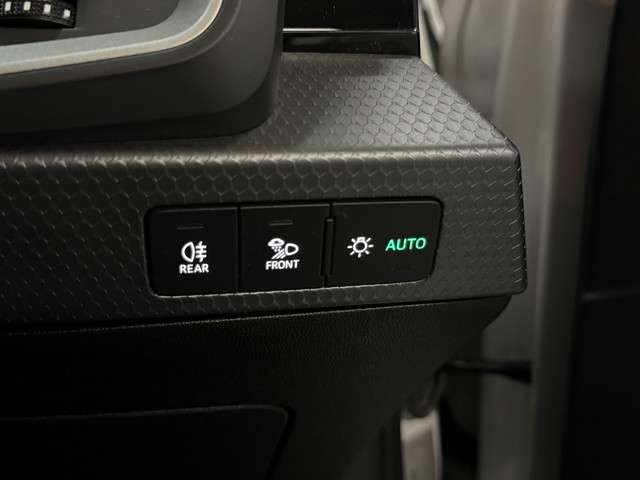アウディ Ａ１　スポーツバック ３５ ＴＦＳＩ アドバンスト R2年 (関東) 99