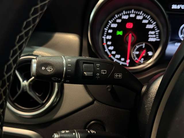 メルセデスベンツ ＧＬＡクラス ＧＬＡ２２０ ４マチック ４ＷＤ H30年 (関東) 99