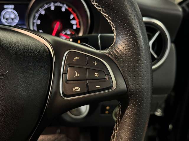 メルセデスベンツ ＧＬＡクラス ＧＬＡ２２０ ４マチック ４ＷＤ H30年 (関東) 99