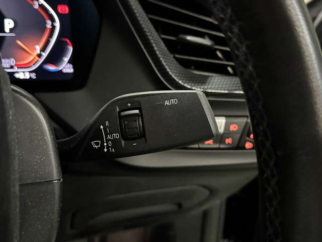 ＢＭＷ ２シリーズ ２１８Ｄ プレイ エディション ジョイプラス ディーゼルターボ R2年 (関東) 99