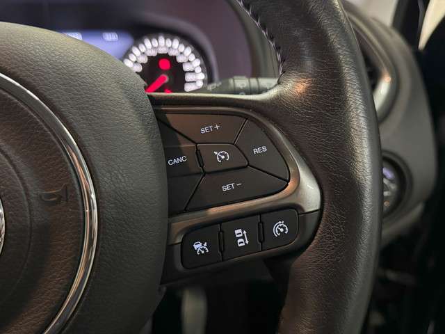 ジープ レネゲード リミテッド R1年 (関東) 99