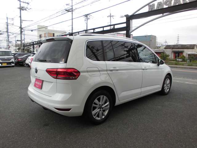 フォルクスワーゲン ゴルフトゥーラン ＴＤＩ コンフォートライン ディーゼルターボ R4年 (近畿) 99