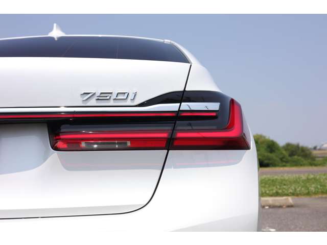ＢＭＷ ７シリーズ ７５０Ｉ Ｘドライブ ラグジュアリー ４ＷＤ R1年 (東海) 99