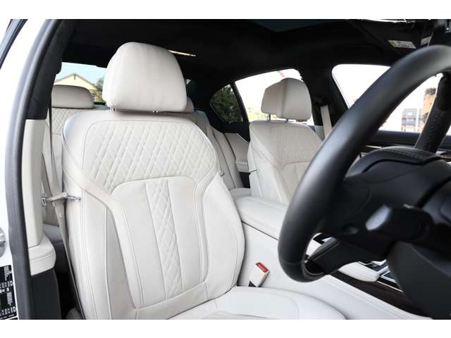ＢＭＷ ７シリーズ ７５０Ｉ Ｘドライブ ラグジュアリー ４ＷＤ R1年 (東海) 99
