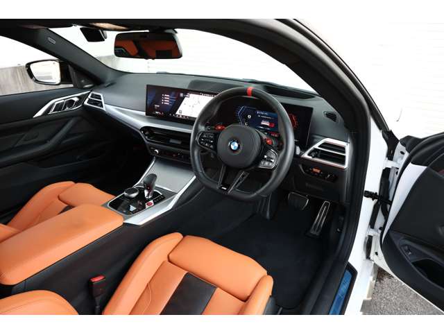 ＢＭＷ Ｍ４クーペ コンペティション Ｍ Ｘドライブ ４ＷＤ R7年 (東海) 99