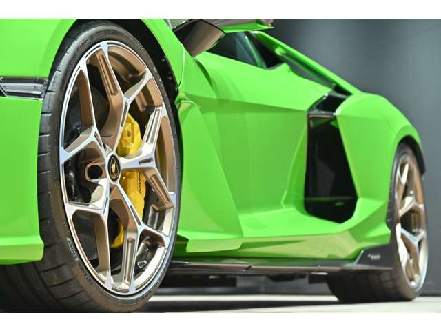 ランボルギーニ レヴエルト ６．５ ４ＷＤ R7年 (関東) 99