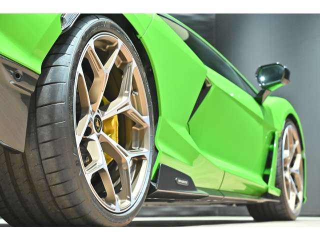 ランボルギーニ レヴエルト ６．５ ４ＷＤ R7年 (関東) 99