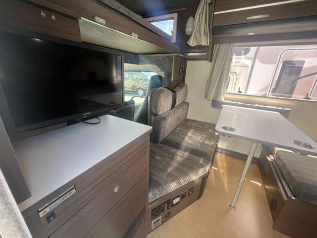 トヨタ カムロード 東和モータース H30年 (関東) 99
