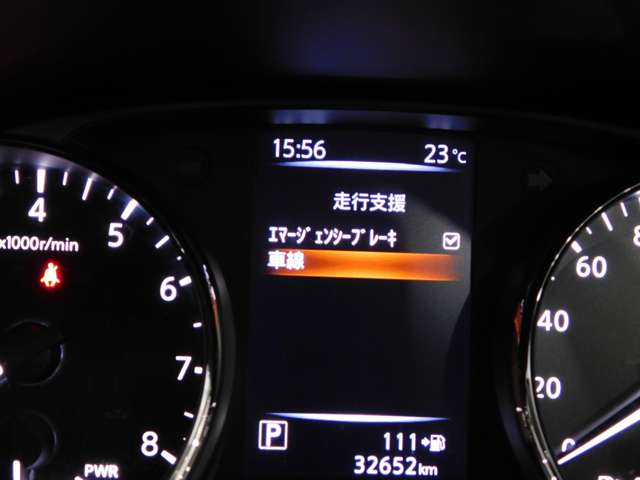 日産 エクストレイル　ハイブリッド ２．０ ２０Ｘ ハイブリッド ４ＷＤ H29年 (近畿) 99