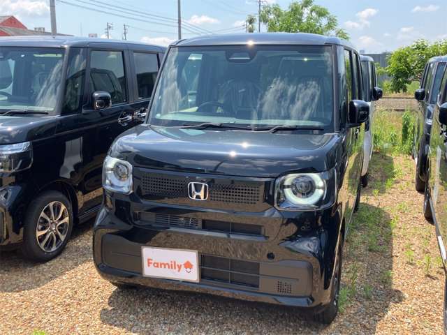 ホンダ Ｎ　ＢＯＸ カスタム ６６０ ブラック スタイル R8年 (東海) 99