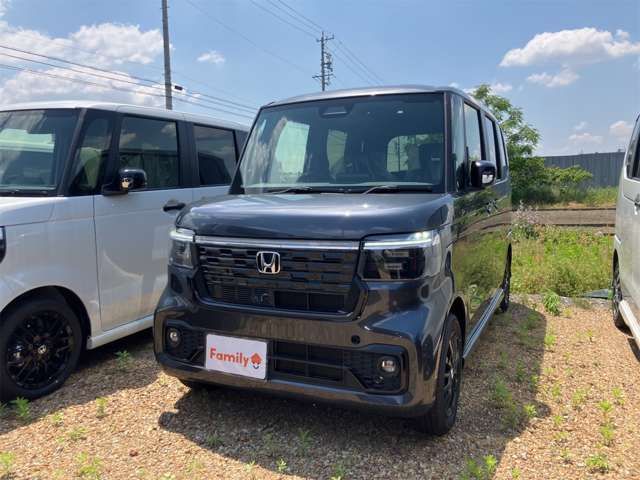 ホンダ Ｎ　ＢＯＸ カスタム ６６０ ブラック スタイル R8年 (東海) 99