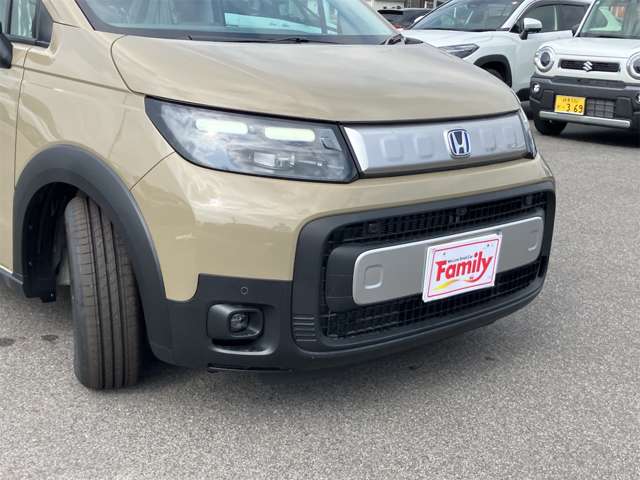 ホンダ フリード　ハイブリッド １．５ Ｅ：ＨＥＶ クロスター R7年 (東海) 99