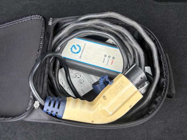 日産 リーフ ３０ＫＷＨ Ｘ H29年 (東海) 99