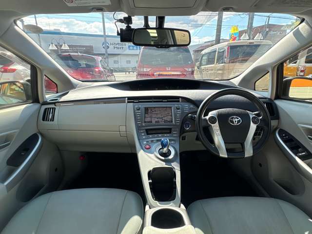 トヨタ プリウスＰＨＶ １．８ Ｇ H24年 (東海) 99