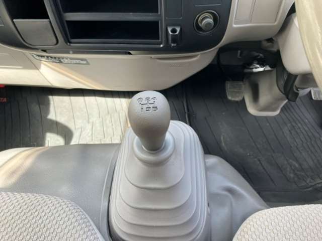 トヨタ ダイナ ２．７Ｇ H17年 (東海) 99