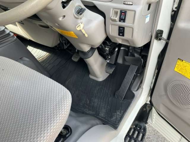 トヨタ ダイナ ２．７Ｇ H17年 (東海) 99