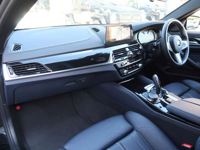 ＢＭＷ ５シリーズ ５３０Ｉ エディション ＭＩＳＳＩＯＮ ＩＭＰＯＳＳＩＢＬＥ H30年 (関東) 99