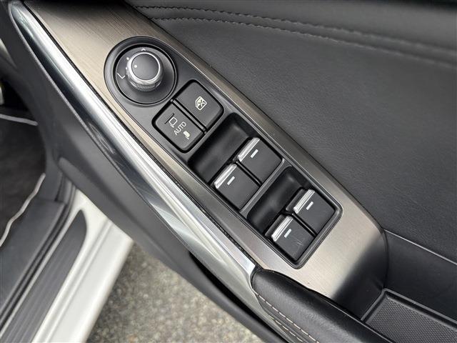 マツダ アテンザ　ワゴン ２．２ ＸＤ Ｌパッケージ ディーゼルターボ ４ＷＤ H29年 (九州・沖縄) 99