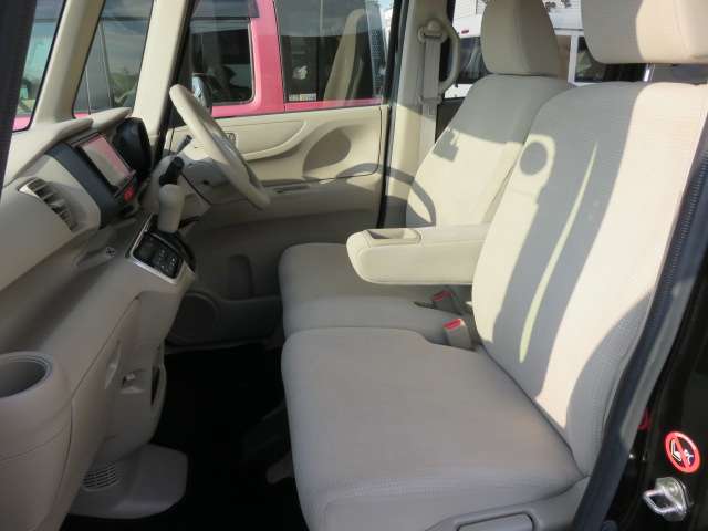 ホンダ Ｎ　ＢＯＸ ６６０ Ｇ ４ＷＤ H27年 () 99