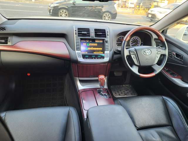 トヨタ クラウンマジェスタ ４．６ Ｃタイプ H22年 (関東) 99