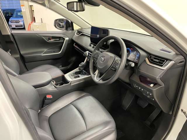 トヨタ ＲＡＶ４ ２．０ Ｇ ４ＷＤ R5年 (甲信越・北陸) 99